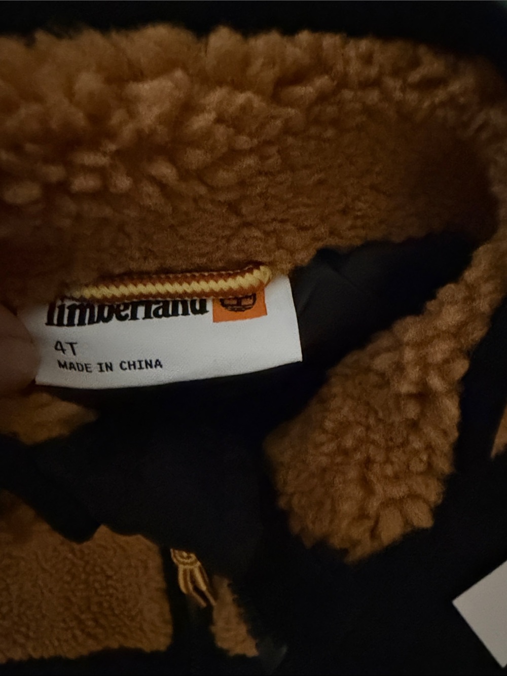 NWT Timberland Kids Two-Tone Sherpa Puffer Vest - Brown & Black - Picture 3 of 4